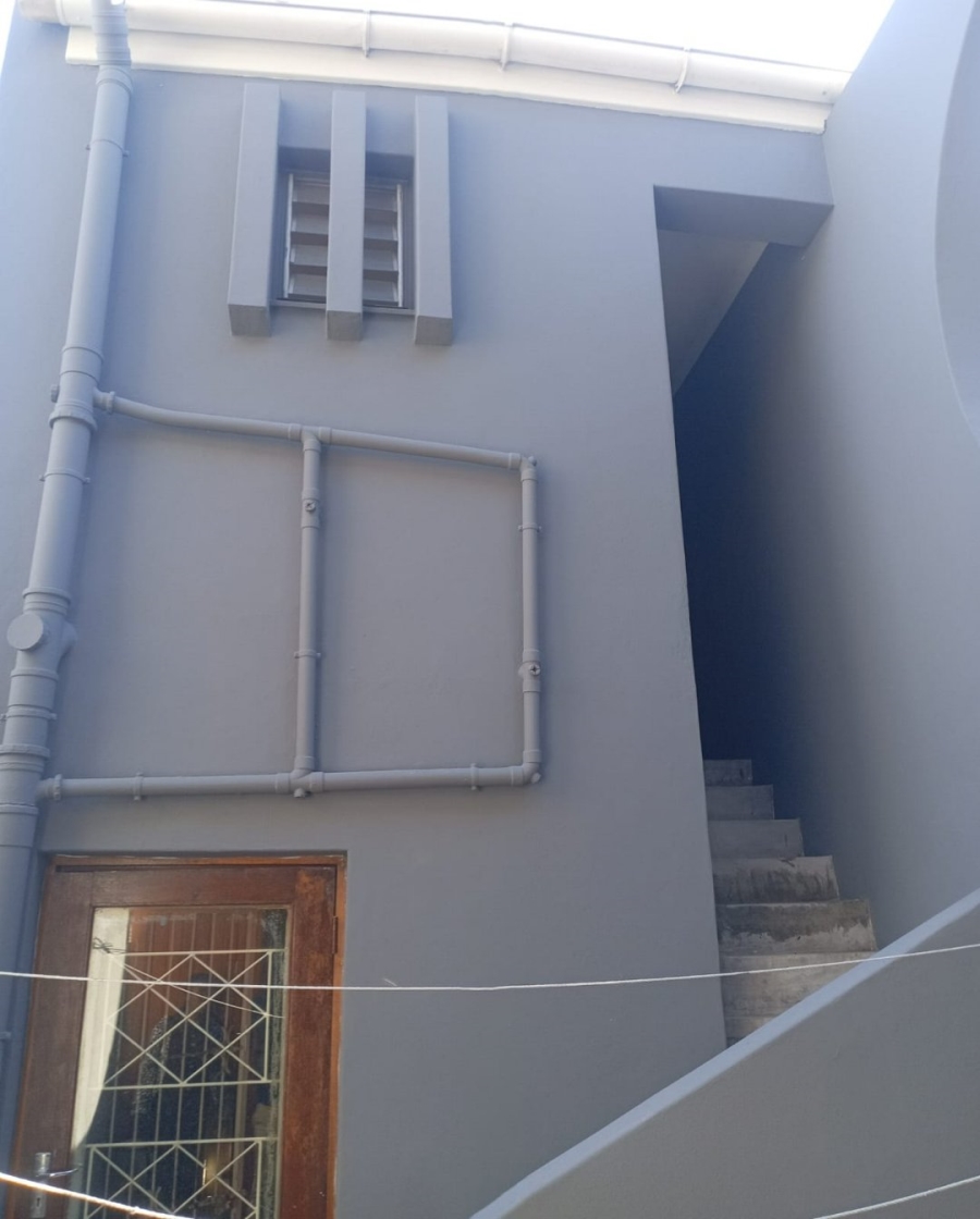 4 Bedroom Property for Sale in Southernwood Eastern Cape